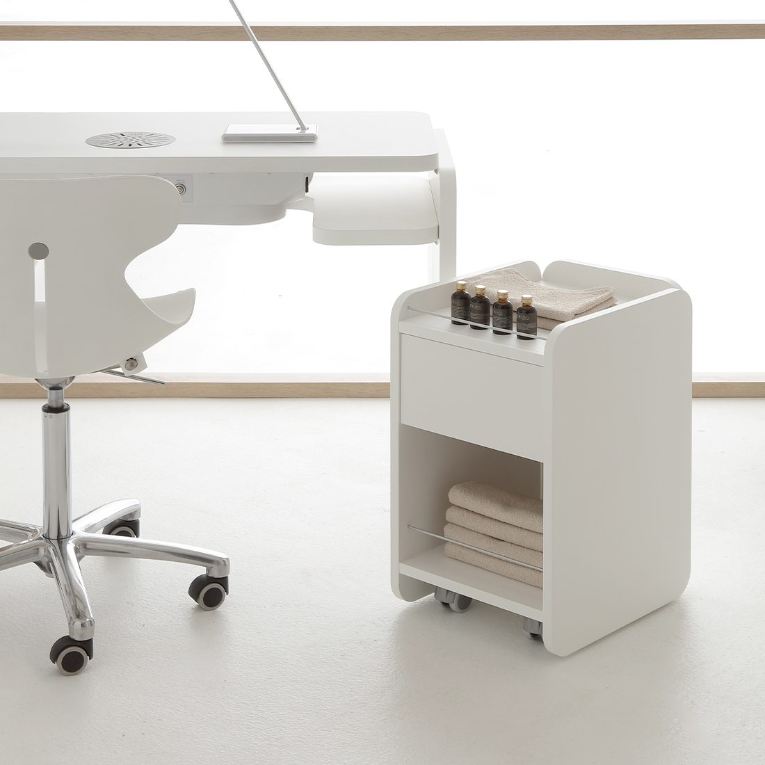 Carrello Nat Nails - vista alternativa